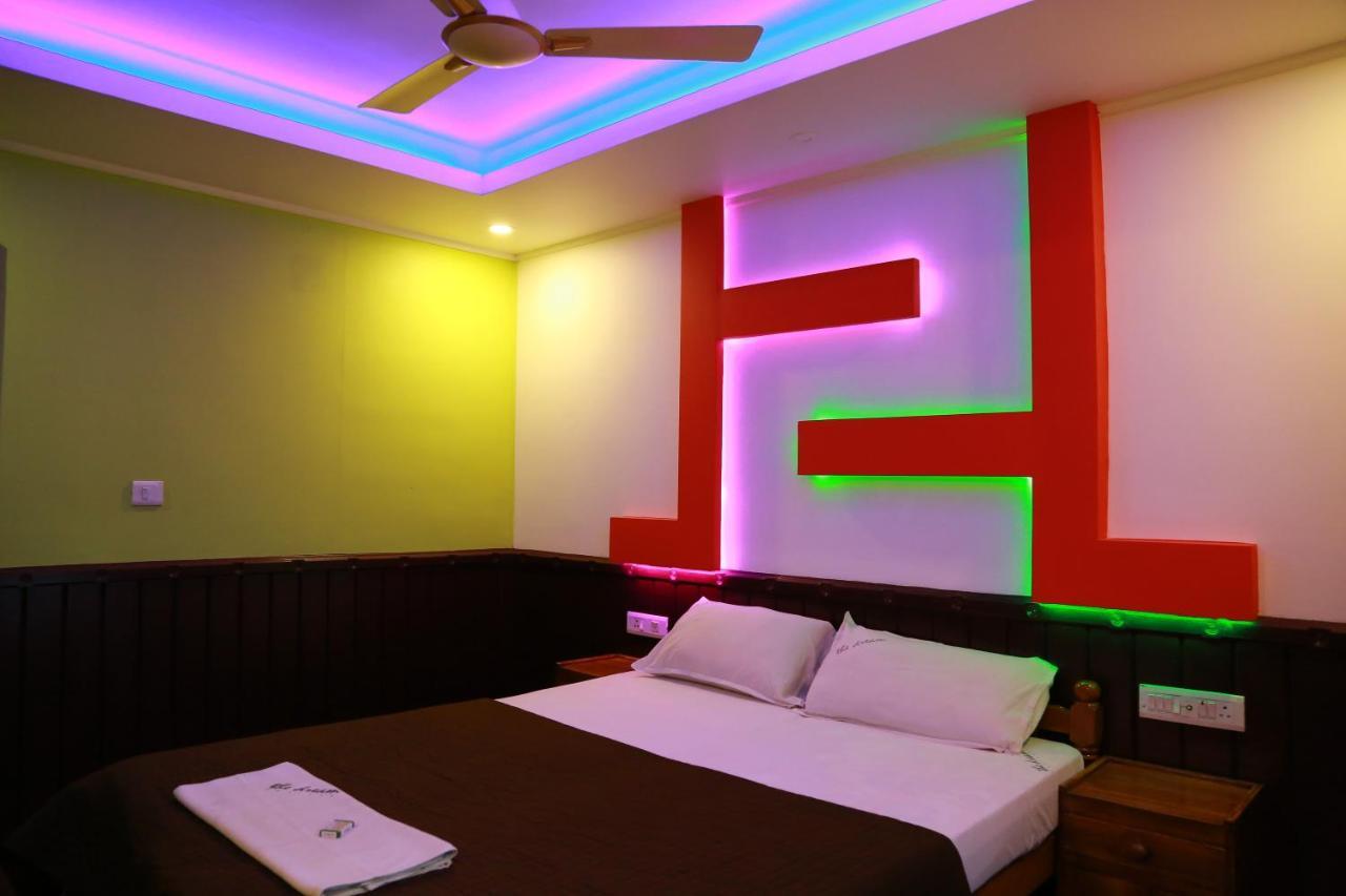 โคซี่ เฮาส์โบ๊ต Hotel Alappuzha ภายนอก รูปภาพ